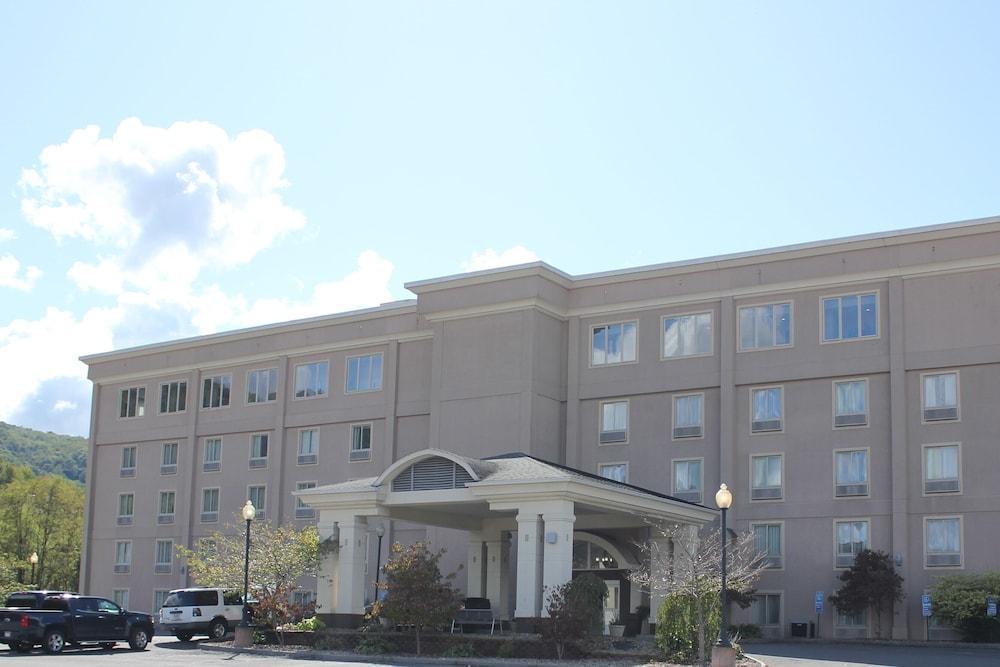 Hampton Inn Norton, Va Exterior foto